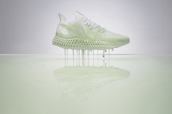 为颠覆而生 -- 阿迪达斯推出新款ALPHAEDGE 4D 系列跑鞋