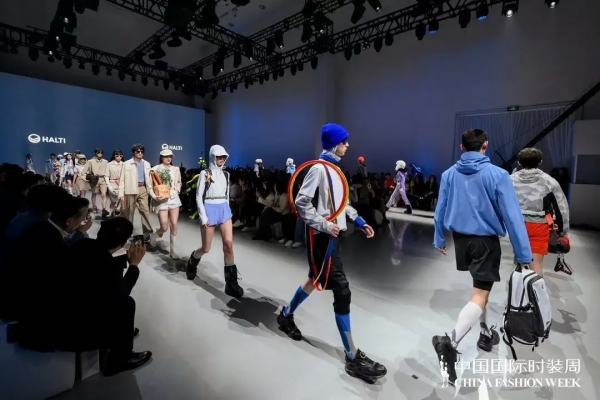 SKI TRAINING滑雪综训系列