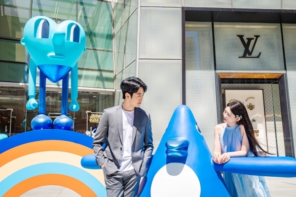海韵奇旅 Journey of Ocean Harmony 东北首展登陆大连时代广场携手国际艺术家Jeremyville一同探索海洋与城市的共生韵律