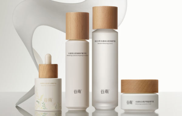 中国化妆品科学技术大会举办 谷雨极光甘草再获行业聚焦