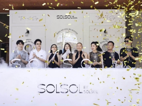SOLSOLBYSOLSOL2025大秀「HER PASSAGE她行经处」暨新店启幕