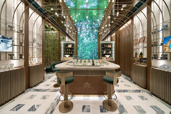光影竹韵，香氛艺境 Creed恺芮得北京三里屯香氛精品店璀璨启幕